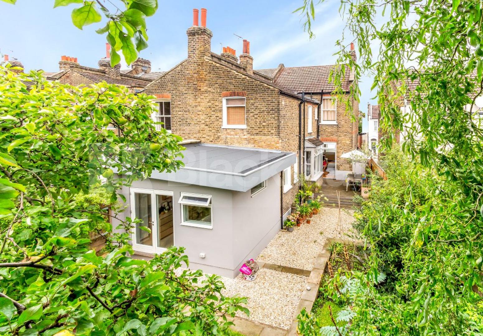 			Let, 3 Bedroom, 1 bath, 1 reception Ground Floor Flat			 Effingham Road, Hornsey